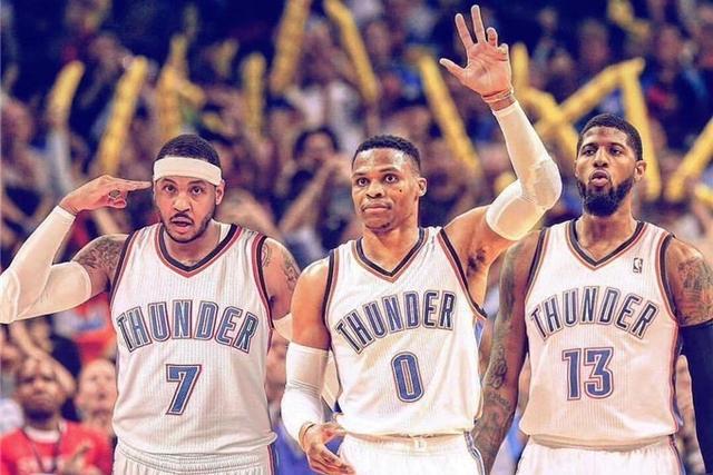 太阳报：涉嫌在酒吧用头撞伤他人，英格兰球星伊万·托尼被捕（《太阳报》：伊万·托尼涉嫌在酒吧以头顶伤人被警方逮捕）