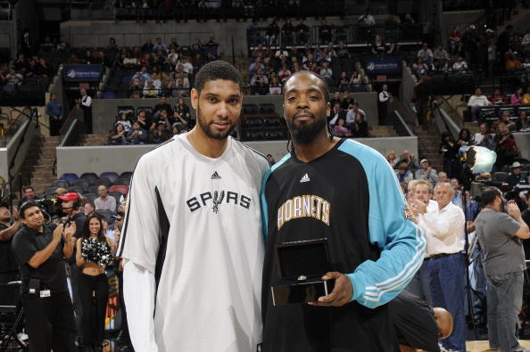 RMC：英超豪门和皇马巴萨都在关注马赛中锋罗比尼奥-瓦斯（RMC：马赛中锋罗比尼奥-瓦斯获皇马、巴萨及多家英超豪门关注）