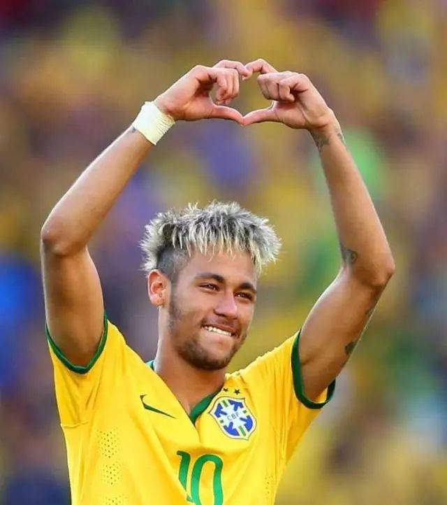 记者：皇马无法在1月激活帕斯的回购条款，且尚未考虑让其回归（据报道，皇马今冬无法启动帕斯回购，暂未将其回归纳入计划）