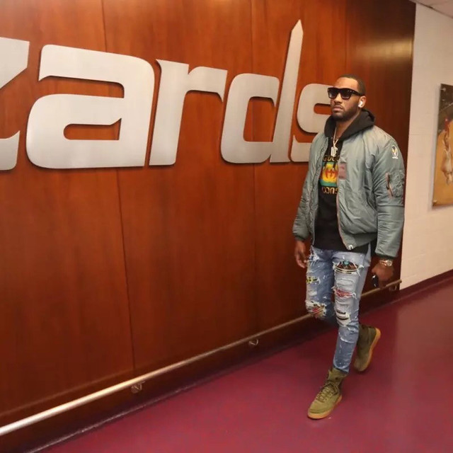 穆雷狂砍50+且命中10记三分，戈登之后队史首人（穆雷爆砍50+且投进10记三分，继戈登之后成队史首位达成者）