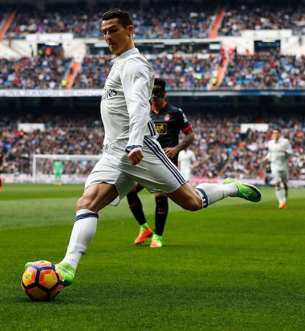 斯图尔特谈雄鹿防守：这是成年人的赛场，他们竟然还在用联防（斯图尔特评雄鹿防守：成年人的赛场，他们竟还打联防）