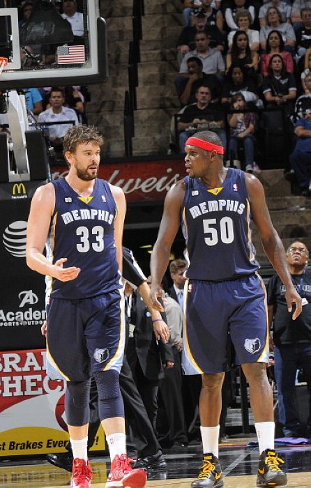 被记者问今天是否需要洗澡，科贝尔：我觉得这个问题有点冒犯（记者问“今天要不要洗澡”？科贝尔：这种提问有点冒犯）