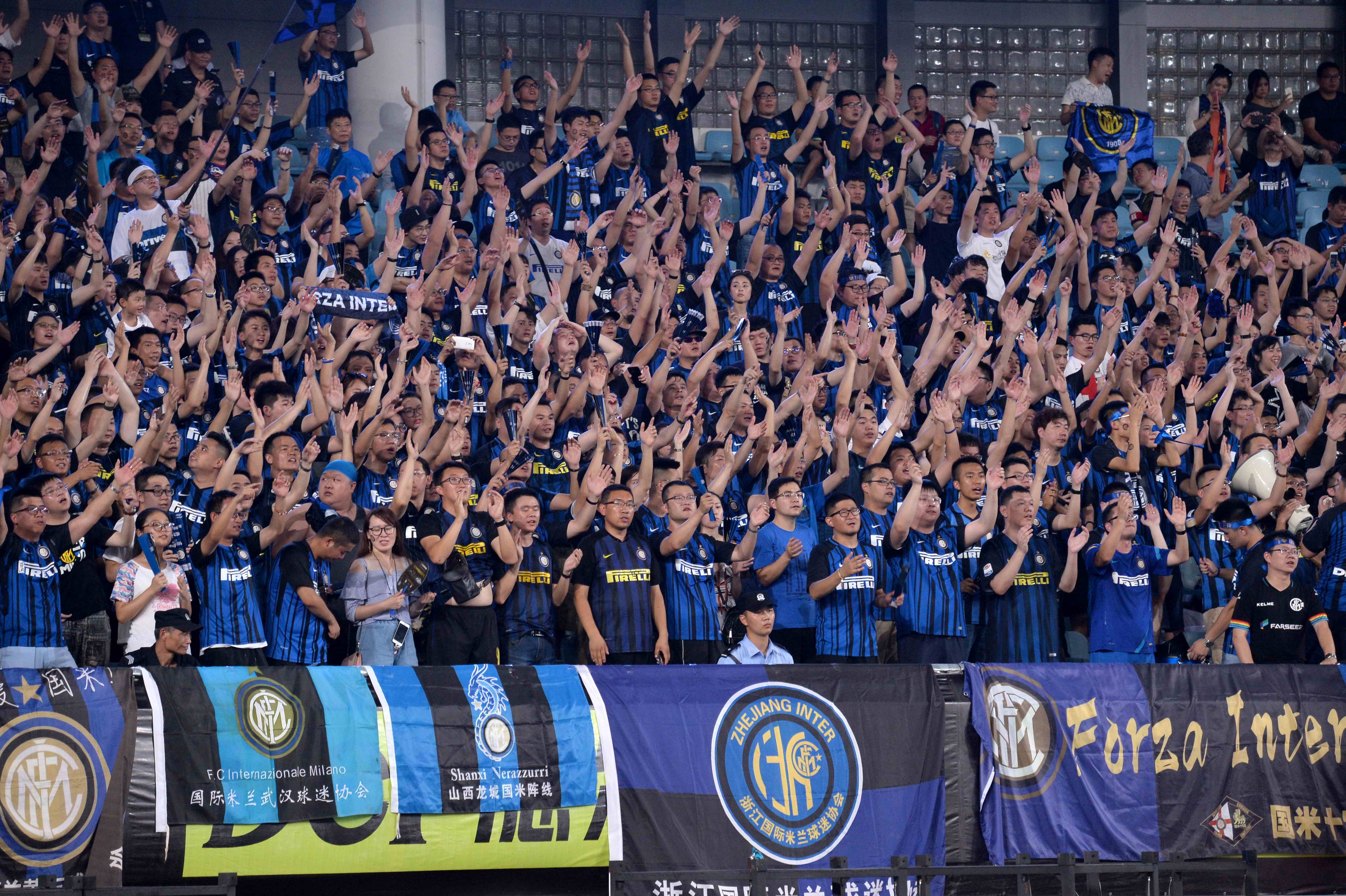 2025中超助攻榜：纳萨里奥、克雷桑9次并列第一，韦世豪8次（2025中超助攻榜：纳萨里奥与克雷桑各9助并列榜首，韦世豪8助紧随其后）