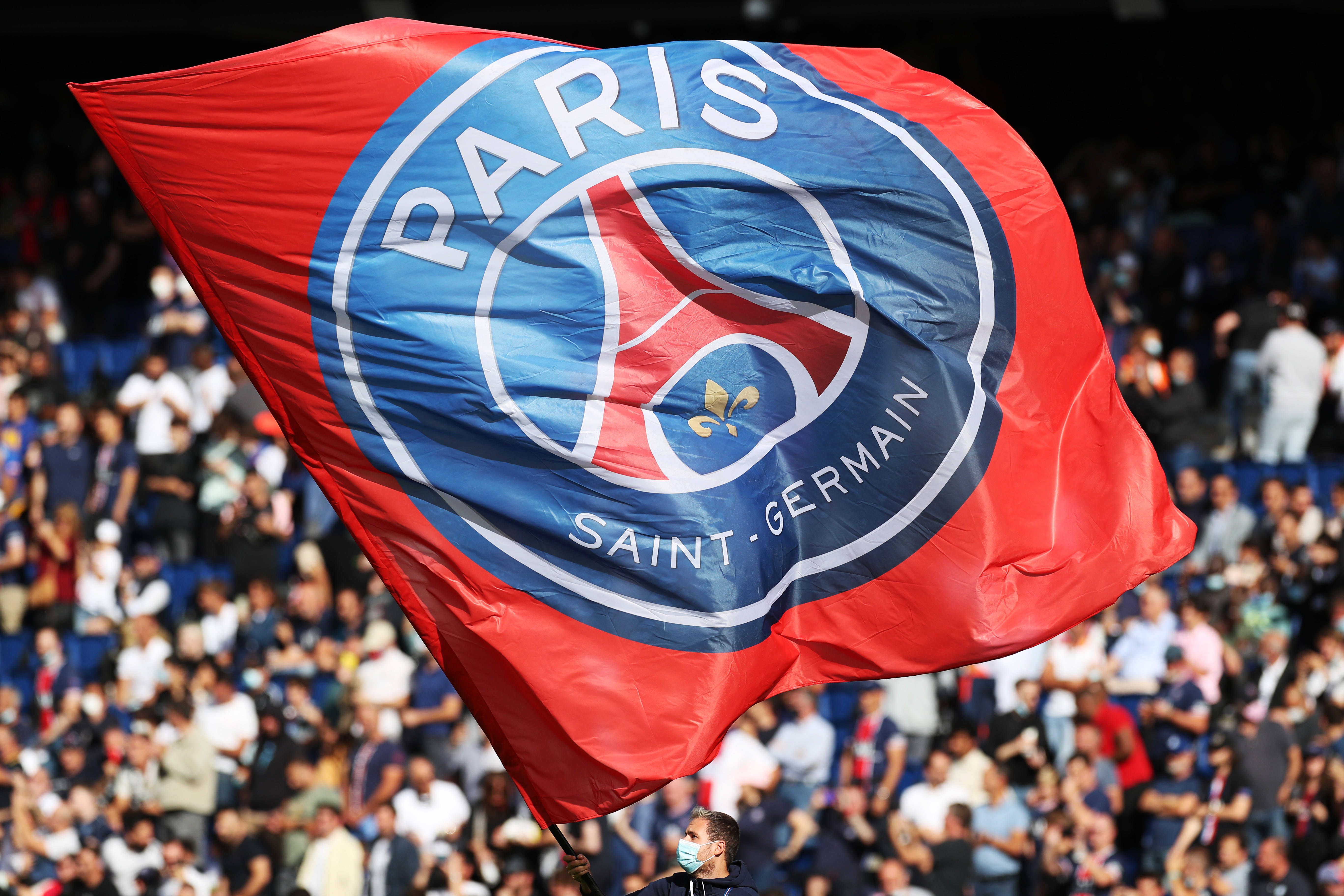 中足联纪律道德准则：球迷歧视行为将使俱乐部至少被罚50万元（中足联新规：球迷涉歧视，俱乐部罚款不低于50万元）