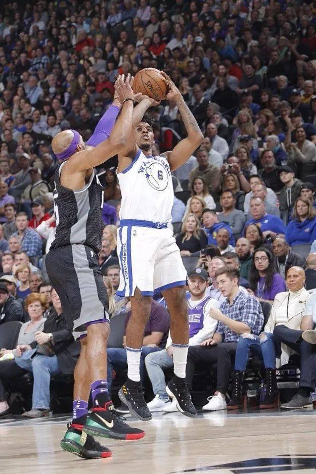 鲁媒：续约大门未完全关闭，泰山队所开条件对瓦科仍具吸引力（鲁媒：续约尚未关门，泰山队条件对瓦科仍具吸引力）