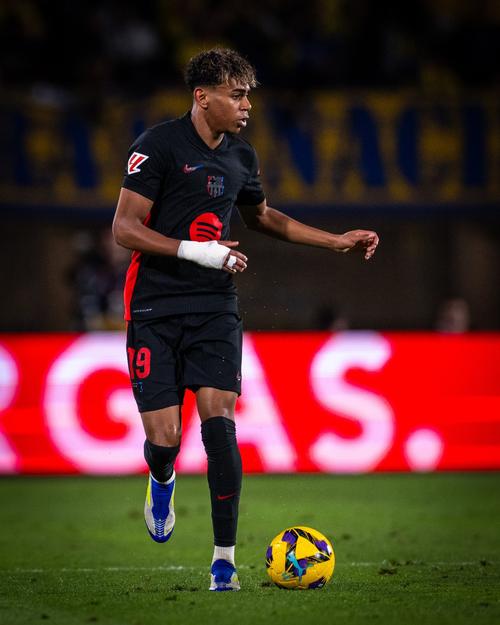 就你不争气？意大利是唯一未能直通美加墨的前世界杯冠军（众多前世界冠军中，仅意大利未能直接晋级美加墨世界杯）