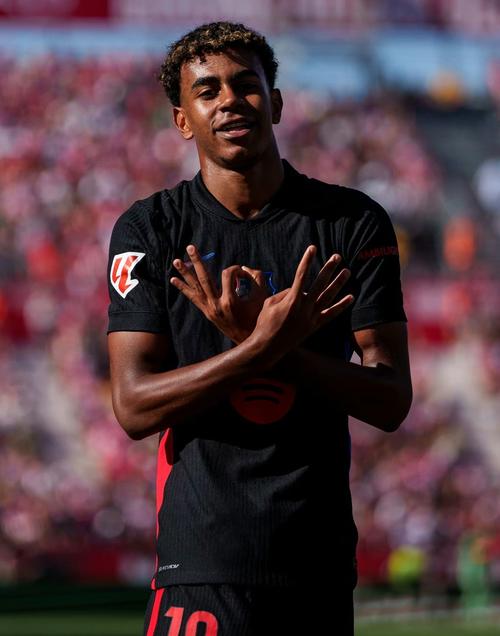 浙江副总：外援要了解中国足球；就算是国脚也不会随便开顶薪（浙江副总：外援需了解中国足球；即便是国脚也不轻易给顶薪）