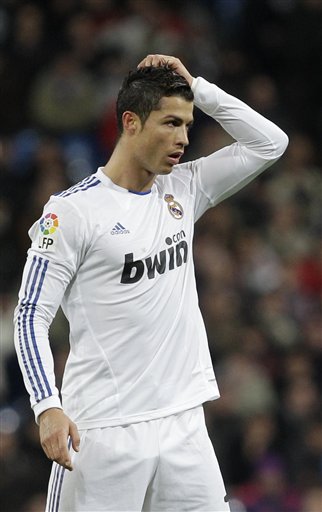 楚阿梅尼：我更喜欢踢6号位；阿隆索经常就后腰位置指导我（楚阿梅尼称更适合踢6号位，阿隆索常就后腰角色指导他）