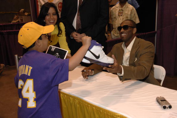 活塞全场24次失误葬送好局，本赛季首次连败&杯赛出局（24次失误毁掉胜机，活塞本季首遭连败并无缘杯赛）