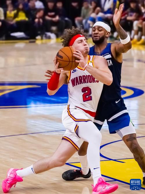 米体：彪马推出意大利超级杯用球，采用前沿科技打造（米体：彪马发布意大利超级杯官方用球，融入尖端科技）